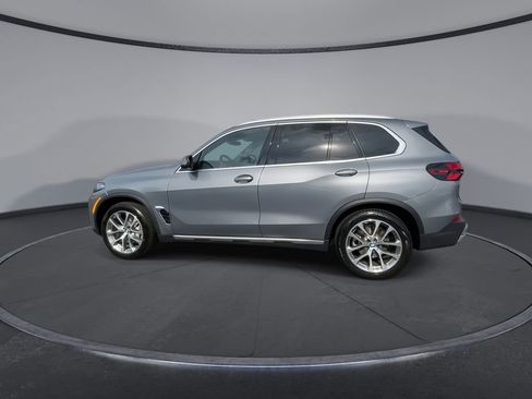 Used 2025 BMW X5 xDrive40i AWD/4WD image 6