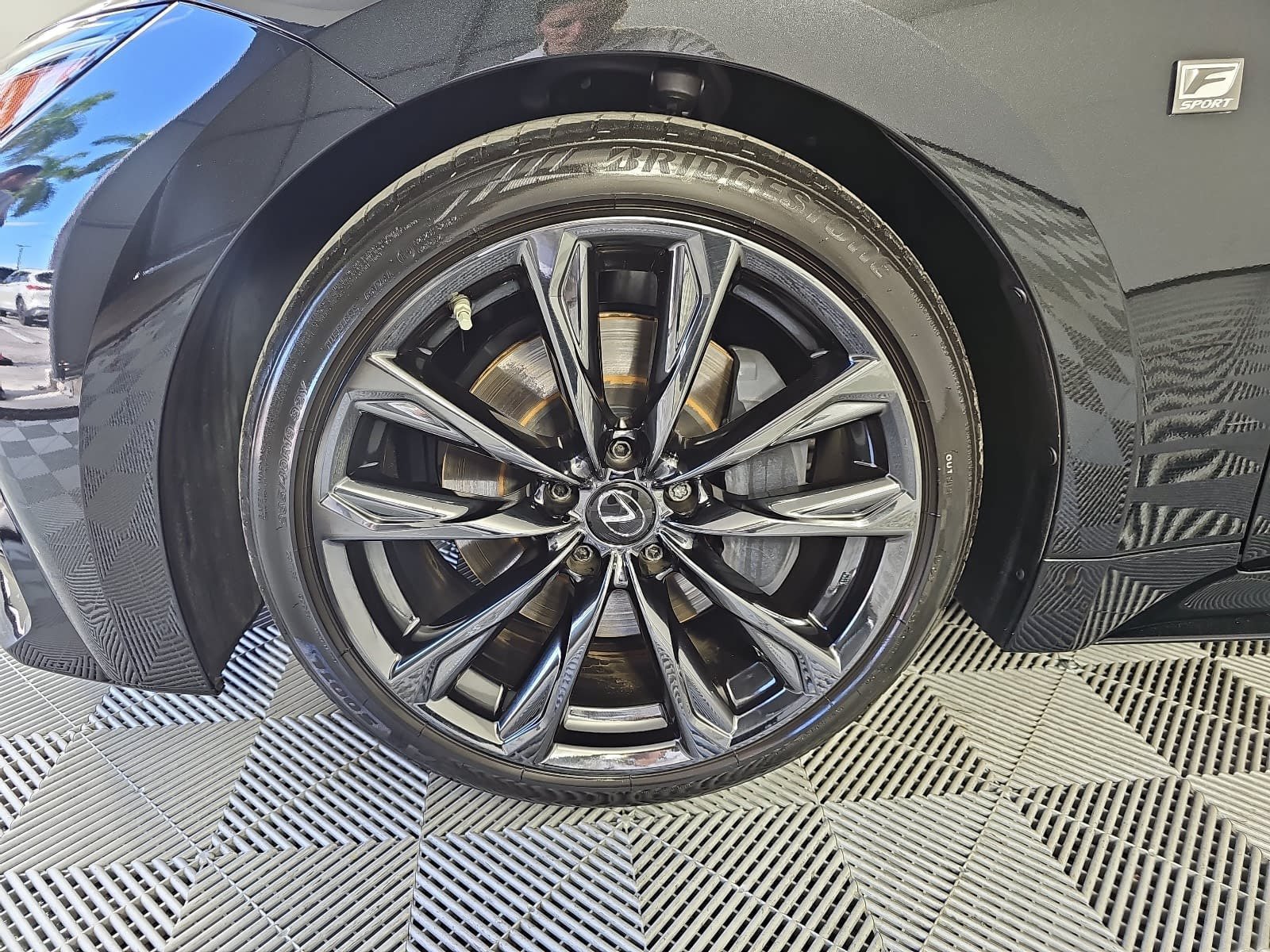 Used 2022 Lexus IS 350 F Sport RWD image 10