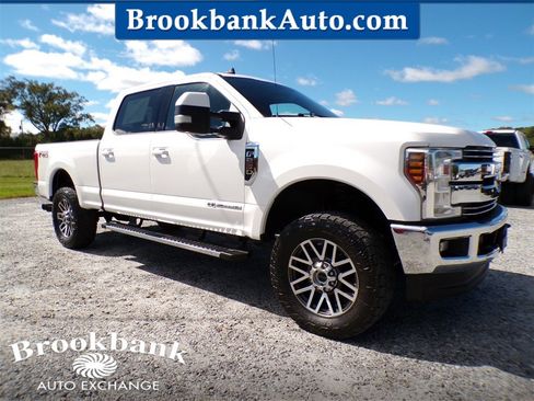 Used 2019 Ford F250 Lariat w/ Lariat Value Package image 1