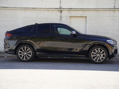 Used 2021 BMW X6 M50i w/ Premium Package AWD/4WD image 8