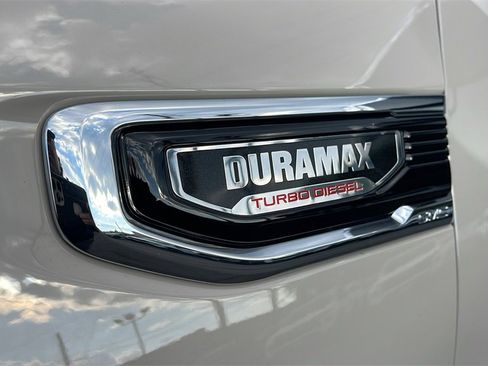 New 2026 GMC Sierra 1500 Denali w/ Denali Reserve Package image 12