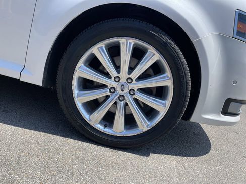 Used 2019 Ford Flex Limited w/ Equipment Group 303A AWD/4WD image 11