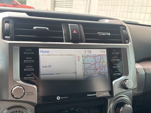 Used 2020 Toyota 4Runner SR5 Premium w/ Moonroof Package AWD/4WD image 13