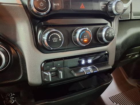 Certified 2021 RAM 1500 Big Horn AWD/4WD image 17