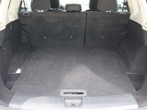 Used 2024 Nissan Rogue SV FWD image 21