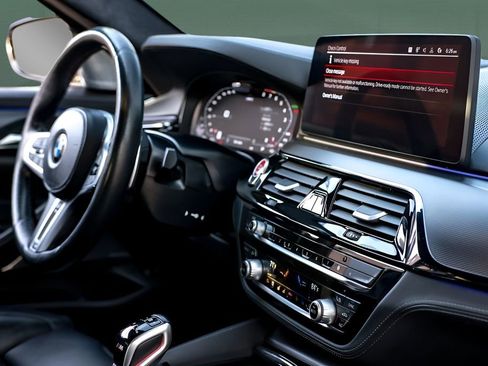 Used 2023 BMW M5 w/ Competition Package image 30