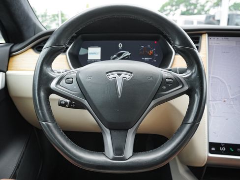 Used 2020 Tesla Model S Long Range AWD/4WD image 15