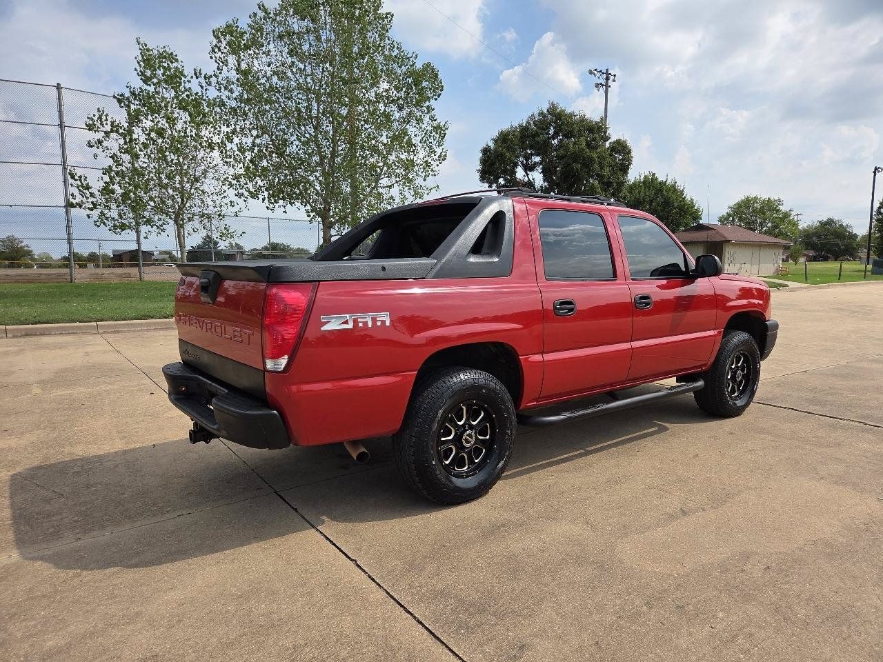 Used 2004 Chevrolet Avalanche Z66 RWD image 27