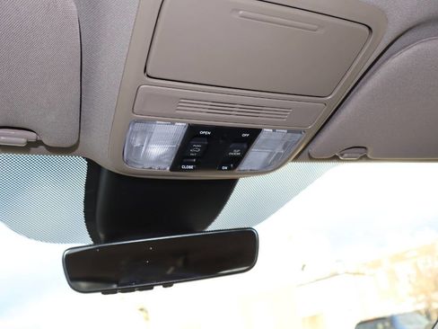 Used 2023 Honda Odyssey EX-L image 18