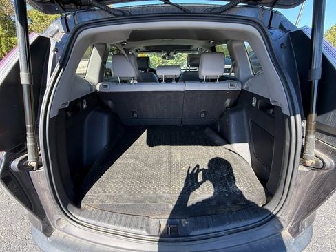 Used 2019 Honda CR-V Touring image 8