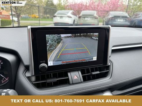 Used 2025 Toyota RAV4 XLE AWD/4WD image 27