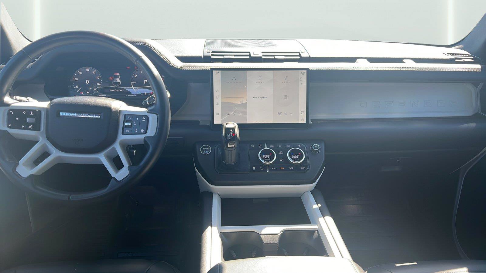 Used 2025 Land Rover Defender 110 S AWD/4WD image 11