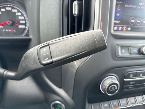 Used 2022 Chevrolet Silverado 1500 Custom AWD/4WD image 20