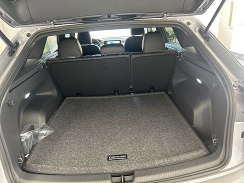 New 2026 Volkswagen Atlas Cross Sport SE AWD/4WD image 36