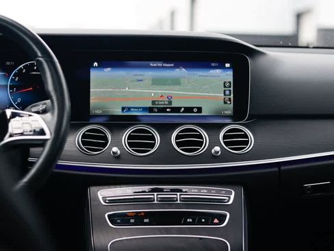 Certified 2023 Mercedes-Benz E 350 4MATIC Sedan image 19