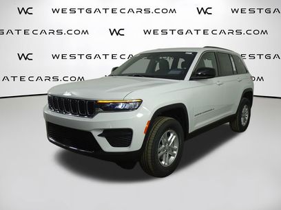 New 2025 Jeep Grand Cherokee Laredo