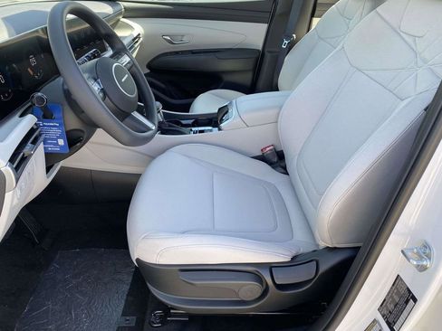 New 2026 Hyundai Tucson SE FWD image 11