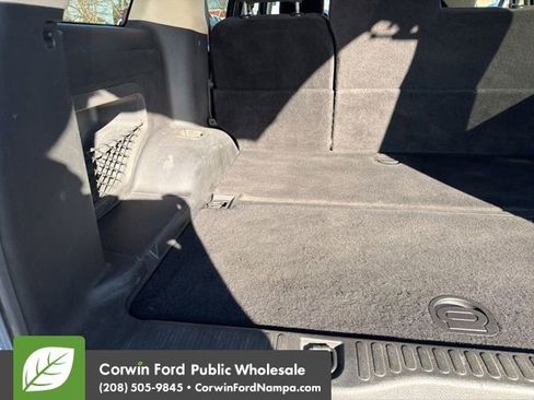 Used 2010 Ford Explorer XLT image 30