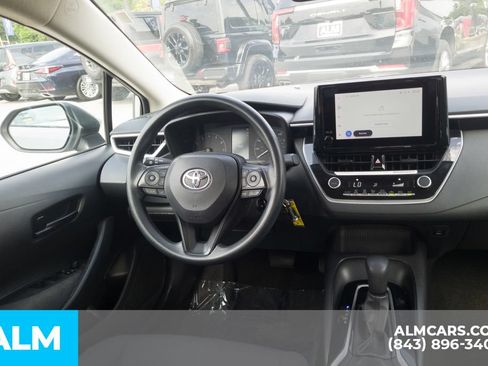 Used 2024 Toyota Corolla LE FWD image 21