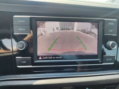 Used 2019 Volkswagen Jetta SE FWD image 11