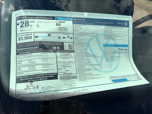 Used 2025 Volkswagen Taos SE image 43