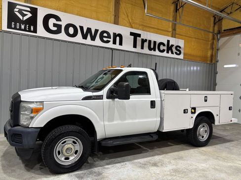 Used 2015 Ford F350 XL image 4