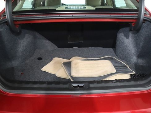 Used 2009 Buick Lucerne CXL w/ Driver Confidence Package image 28