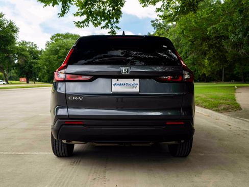 Used 2026 Honda CR-V LX image 8