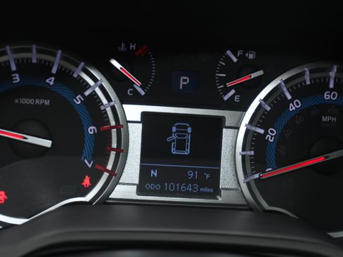 Used 2019 Toyota 4Runner Limited AWD/4WD image 15