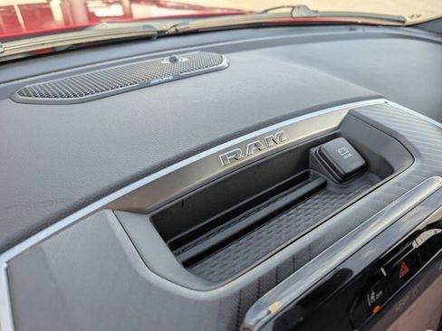 New 2026 RAM 1500 4x4 Crew Cab image 29