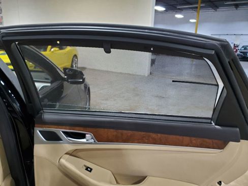 Used 2016 Hyundai Genesis 3.8 w/ Option Group 04 image 25