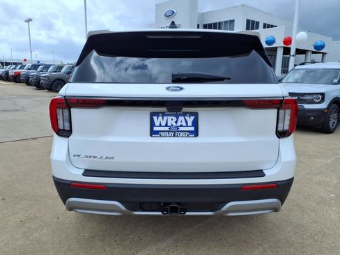 New 2026 Ford Explorer Platinum RWD image 3