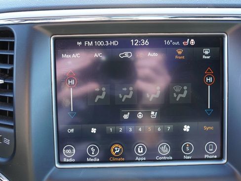 Used 2018 Jeep Grand Cherokee Overland image 28