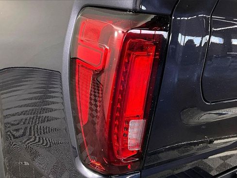 Certified 2025 GMC Sierra 1500 SLT w/ SLT Premium Plus Package image 24