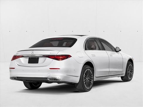 New 2026 Mercedes-Benz S 580 4MATIC Sedan image 2