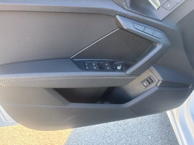 Used 2024 Audi A3 2.0T Premium FWD image 9