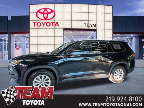 Used 2024 Toyota Grand Highlander XLE image 1