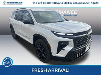 Used 2025 Chevrolet Traverse RS video 1