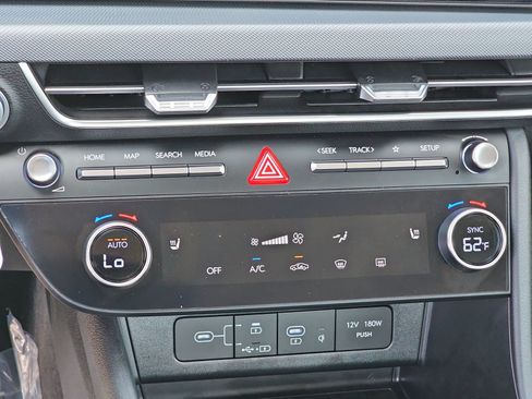 Certified 2026 Hyundai Sonata SEL FWD image 24