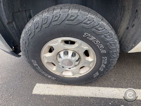 Used 2009 GMC Sierra 2500 SLE w/ Convenience Package image 6