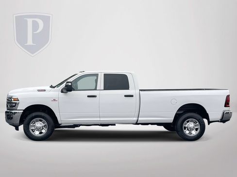 New 2026 RAM 2500 Tradesman w/ Chrome Appearance Group AWD/4WD image 5