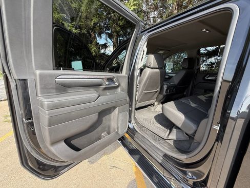 Used 2024 Chevrolet Silverado 2500 LTZ w/ LTZ Premium Package image 20