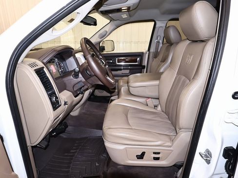 Used 2010 Dodge Ram 2500 Truck Laramie image 12