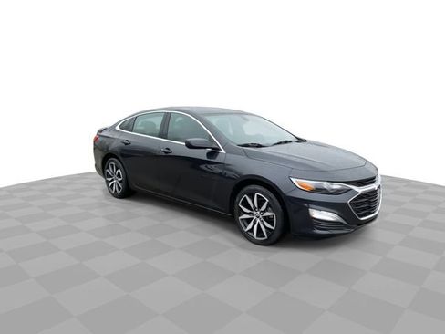 Used 2022 Chevrolet Malibu RS image 4