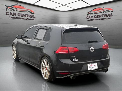Used 2016 Volkswagen GTI S image 3