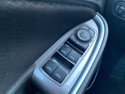 Used 2023 Chevrolet Malibu LT image 30