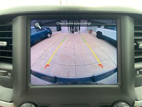 Used 2021 RAM 1500 Big Horn image 23