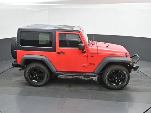 Used 2013 Jeep Wrangler Sport AWD/4WD image 21