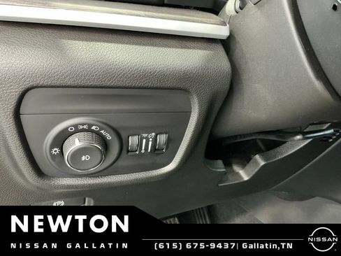 Used 2024 Jeep Grand Cherokee L Limited AWD/4WD image 57
