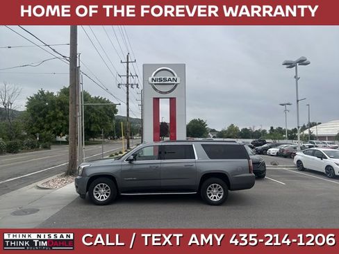 Used 2020 GMC Yukon XL SLT image 1
